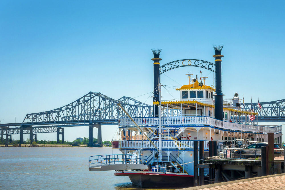 Popular Mississippi river cruises and booking tips